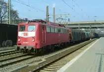 140 686 mit G�terzug Richtung Maschen am 12.03.1995 in Hamburg-Harburg