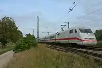 401 008-6 als ICE 73 von Hamburg nach Basel am Mittag des 28.09.13 bei der Einfahrt in M�llheim (Baden).