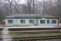 Dienstgebäude des Bf. Lobau Hafen am 30.März 2013.