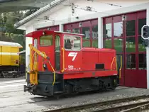 CJ - Rangierlok Tm 2/2 501 vor der Werkst�tte in Tramelan am 28.09.2013