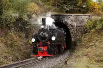 Am 18.10.2013 setzt hier 99 5901 mit einem Sonderzug der IG HSB zur�ck in den Thumkuhlentunnel, um danach eine Scheinanfahrt f�r die Fotogemeinde durchzuf�hren.