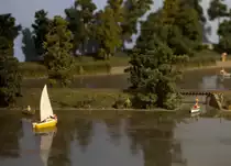 Die Br�cke �ber den Dippelsdorfer Teich, zu sehen auf der Modellbahnausstellung
in Radebeul 17.11.2013 gegen 16:35 Uhr.  