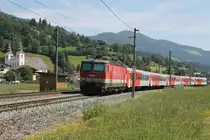1144 023 mit S 1509 W�rgl Hauptbahnhof-Salzburg Hauptbahnhof bei Brixen im Thale am 26-7-2013.