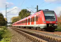 Nachschu� auf eine S8 nach M�nchengladbach an deren Ende der 422 549-6 zu sehen ist. 9.11.2013