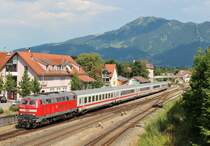 Am 27.Juli 2013 erreichte 218 464 mit dem IC  Nebelhorn  aus Augsburg den Immenst�dter Bahnhof.