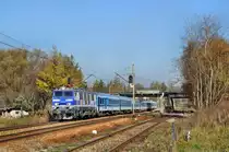 EP09 033 mit dem T�glichem IC aus Warschau nach Prag bei Katowice-Bryn�w (31.10.2013)
