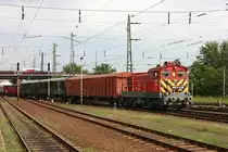 Bahnhof Debrecen am 25.8.2005.
M 44436 fährt mit einem Güterzug ein.