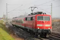 111 214-3 DB Regio bei Staffelstein am 26.11.2013.