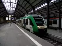 Vectus Lint 41 (VT 268) steht am 21.11.13 in Wiesbaden Hbf 