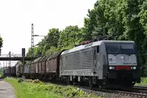 MRCE Dispolok/TXL ES 64 F4-283 am 9.5.13 mit einem Stahlzug in Menden.
Gru� an den Tf!