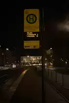 Noch 4 Minuten mu� der Fotograf an der Haltestelle Neust�dter Markt auf die 4 nach Radebeul warten.29.11.2013 18:52 Uhr