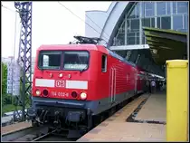 114 032-9 mit RE nach Frankfurt/O. im Bhf Berlin-Alexanderplatz, aufgenommen am 26.05.2003