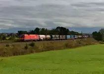 1016 037 mit einem KLV am 13.10.2012 bei Rann.