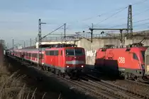 111 043 & 019 im Auftrag f�r Meridian am 21.12.13 bei Waldtrudering/M�nchen