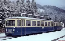 Tiebwagen 4 der Zugspitzbahn (MAN/AEG/SLM 1958/143475) Anfang Januar 1980 im Bahnhof Eibsee. Die beschlagenen Scheiben lassen erahnen, dass an diesem Tag die Aussentemperatur auch tagsüber im zweistelligen Minusbereich lag.
