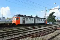 TPF, ex. MThB, ex. Thurbo, Xe 94 85 7537 176-0, ex. ABDe 537 176-6, abgestellt in Courtepin, 30.12.2013. Die TPF beschaffte dieses Occasion Fahrzeug (noch mit einem Bt) für den Regionalverkehr zwischen Bulle und Romont. Mit der Einführung der neuen S-Bahn Fribourg (RER) wurde der Pendel arbeitslos. Der Steuerwagen wurde verschrottet, der Triebwagen zu einem Diensttriebwagen umgebaut.