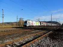 1116 130-6  frontrunner  durchfährt mit IC548 (REGION TENNENGAU) den Bhf. Timelkam; 131230