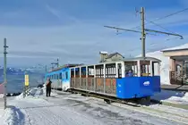 Schlittelwagen 34 mit Triebwagen 11 in Rigi Kulm, 29.01.2014.