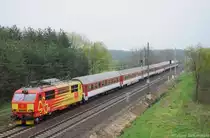 151 014 (CZ-CD 91 54 7151 014-8) mit Ex150  Hukvaldy  von Žilina nach Praha hl.n. am 29.04.2013 bei Kolín