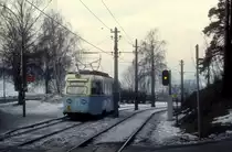 Oslo Oslo Sporveier SL 9 (Tw 183) Sjømannsskolen (: (die) Seefahrtschule)) am 1. März 1975.