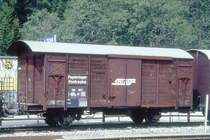 RhB - Gbk 5619 am 10.06.1993 in Klosters - Gedeckter G�terwagen 2-achsig mit 1 offenen Plattform PAPIERLAGER PONTRESINA - Baujahr 1929 - SIG - Gewicht 7,30t - Zuladung 12,50t - L�P 8,57m - zul�ssige Geschwindigkeit Aufkleber 60 km/h - �2=28.10.1987 - Lebenslauf: ex ChA K1 114 - 1942 RhB K1 5619 - 1969 Gbk 5619 - 08/1994 P 10160 - Hinweis: gescanntes Dia
