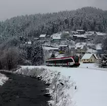 Gestern hat es mich mal ans andere Ende der Welt aahh Sorry Ans andere Ende der Graz Köflacher Eisenbahn getrieben, und ich muss sagen das gibts doch recht Reizvolle Örtchen ! 5063.02 bewegt sich Richtung Köflach kurz vor der Bezirkshauptstadt Voitsberg und bremst die Halte und Ladestelle Krems an. 3.Februar 2014
