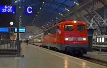 Am 31.01.14 oblag der frisch lackierten 115 114 die Bespannung des IC 2238 von Leipzig nach Rostock. Hier steht die Kastenzehner mit ihrem IC im Leipziger Hbf.
