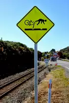 Radfahrer aufgepaßt, wenn ihr die gemeinsame Brücke benutzt.02.02.14 Hokitika Neuseland , vormittags. Fotograf  Jörg Heße, Erlaubnis zur Veröffentlichung liegt vor.