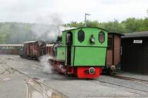 Sonderfahrtag (CDU) beim Feld- und Grubenbahnmuseum Fortuna (FGF) am 21.05.2006: Lok 1 (Henschel Preller) steht bereits unter Dampf und wartet auf die ersten Fahrg�ste.