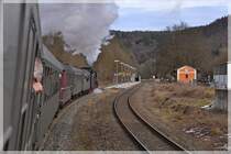 Mit 01 150 in Richtung Neuenmarkt-Wirsberg.
Fotografiert am 8. Februar 2014 bei der Durchfahrt in Vorra.