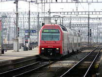 SBB - 450 111-0 bei der einfahrt im HB Zürich am 01.02.2014