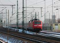 Nachschuß auf die 120 109-4 die ihren IC-Leerpark in die Abstellanlage in Dresden-Reick schiebt. 30.01.2014