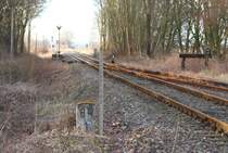 9.2.2014 Neutrebbin. Kilometerstein am Nordende des Bf.