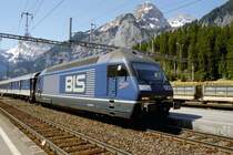 Die Re 465 002-4 der BLS, am 9.5.03 in Kandersteg 
