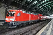 Hier 182 001 mit einem RE1 (RE18113) von Magdeburg Hbf. nach Eisenhüttenstadt, dieser Zug stand am 3.2.2014 in Berlin Ostbahnhof. 