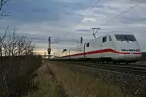 401 064-1 als ICE 70 von Basel SBB nach Hamburg-Altona am Nachmittag des 06.01.14 bei H�gelheim.