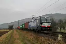 X4E - 852 mit einem Containerzug am 20. Februar 2014 bei Thüngersheim.