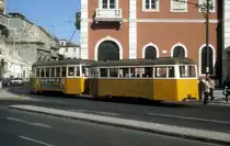 Lisboa / Lissabon SL 16 (Bw 152) Estacão / Bahnhof Sta Apolonia im Oktober 1982.