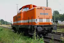 Zu Besuch bei Bauarbeiten im Bahnhof von Brackwede: 212 075-2 der Fa. Locon als Lok Locon 210. Hier abgestellt auf einem Nebengleis am 14.08.2010.
