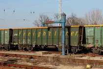 Hoffentlich sind alle Türen dicht!?
Offener Güterwagen Eamnos der Fa. Freigtliner Polen am 25.02.2014 in Oranienburg.