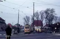 København / Kopenhagen KS SL 5 (KS-Grossraumtriebwagen 550) Husum, Frederikssundsvej / Islevhusvej am 4. April 1972.