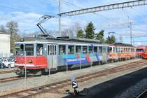 Die wenigen noch verbliebenen Triebwagen der Serie Be 4/4 dienen nur noch als eiserne Reserve. Be 4/4 304+104 werden im Notfall zusammen als Pendel auf der Linie Langenthal-St. Urban eingesetzt, Langenthal, 28.02.2014.