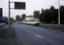 Köln SWB SL 18 (DÜWAG-B100S 7465) Mülheim am 31. Juli 1992.