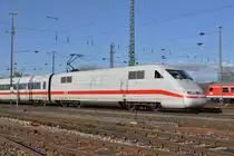 ICE 401 059-1 beim Badischen Bahnhof in Basel. Die Aufnahme stammt vom 17.02.2014.