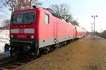 143 093-3 steht am 01.03.2014 mit der RB 17225 nach Freiberg(Sachs) in Zwickau-Pölbitz.    