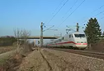 401 014-6 als ICE 70 von Basel SBB nach Hamburg-Altona am Nachmittag des 31.01.14 westlich von H�gelheim.