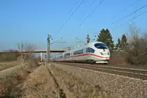 406 053-9 und 403 557-2 als ICE 104/504 auf dem Weg von Basel SBB nach K�ln Hbf und Amsterdam Centraal am Nachmittag des 31.01.14 bei H�gelheim.