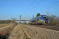 X73901 als IRE von Mulhouse-Ville nach Freiburg (Breisgau) Hbf am Nachmittag des 31.01.14 bei H�gelheim.
Gr��e an den wie immer freundlichen SNCF-Lokf�hrer!