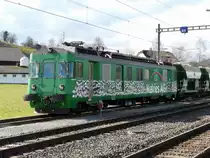 Makies - Triebwagen BDe 4/4 576 057-4 im Kieswerkareal in Gettnau am 22.02.2014 .. Standort des Fotografen auf einem Fahrradweg..