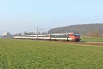 Einer der letzten gr�nen EWIV Steuerwagen, Bt 50 85 28-94 924-3, am RE 3232 bei Herzogenbuchsee, 13.03.2014.